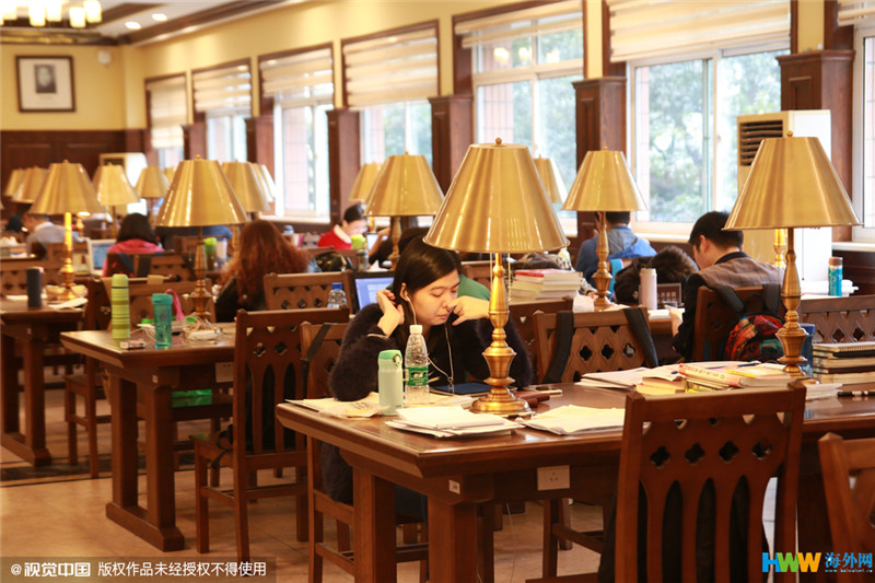 重慶大學(xué)改造翻新的“民國風(fēng)圖書館”走紅網(wǎng)絡(luò)，引得無數(shù)網(wǎng)友點(diǎn)贊