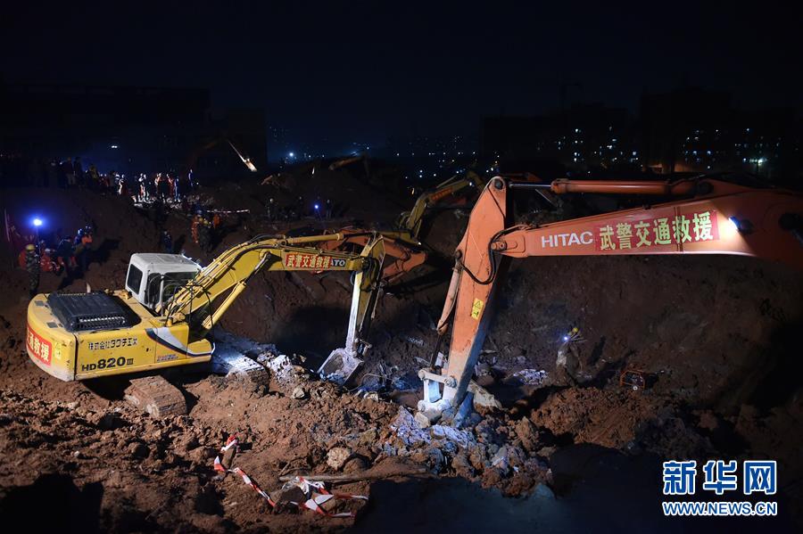 救援車源源不絕，救援人源源不斷——深圳滑坡災害救援處置36小時全景掃描