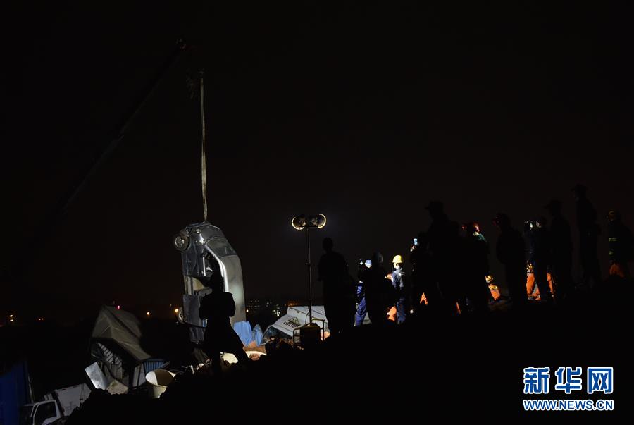 救援車源源不絕，救援人源源不斷——深圳滑坡災害救援處置36小時全景掃描