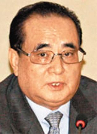 李秀勇曾照料金正恩兄妹。