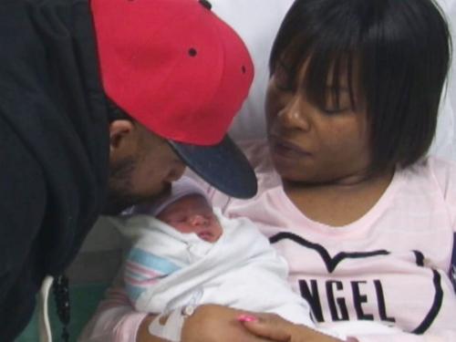 俄亥俄州一對同為元旦生日的夫妻，就在剛剛過去的1月1日，又生下了自己的女兒。