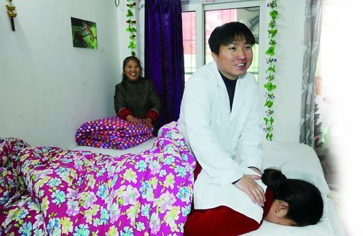 從失明絕望到振作開店，盲小伙陳冬經(jīng)歷重生