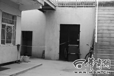 昨日下午，延長縣第二幼兒園的廁所前已拉起警戒線