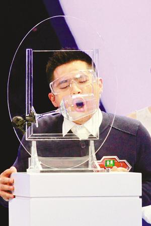 四川小伙上節(jié)目吼破玻璃杯 評委堅(jiān)稱不是科學(xué)