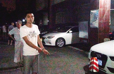 現(xiàn)場指認 (警方供圖) 現(xiàn)場指認 (警方供圖)