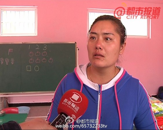 當(dāng)事老師接受采訪時(shí)表示很委屈。