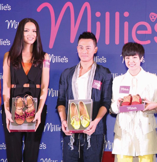 不過，跟世姐合影，也只是美不美，美多少的問題。