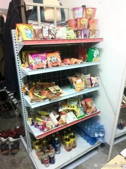 這個(gè)學(xué)校的男生宿舍火了！女同學(xué)都喊著要嫁