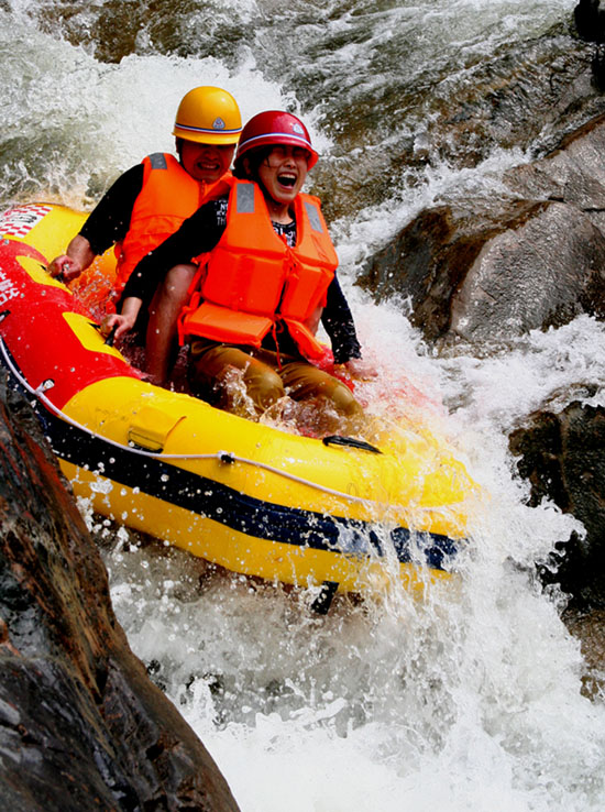 豫西大峽谷對(duì)全國(guó)中、高考學(xué)子0元門(mén)票開(kāi)放(圖)