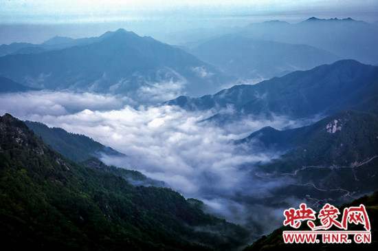 美不勝收 爬山、游園、賞奇觀（組圖）