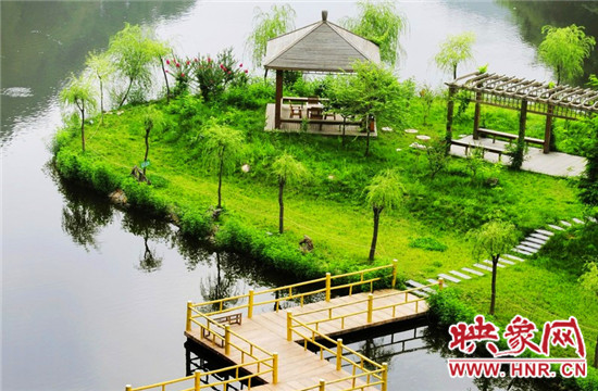 美不勝收 爬山、游園、賞奇觀（組圖）