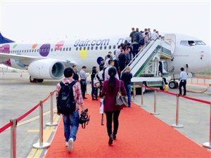 乘客在登機 乘客在登機