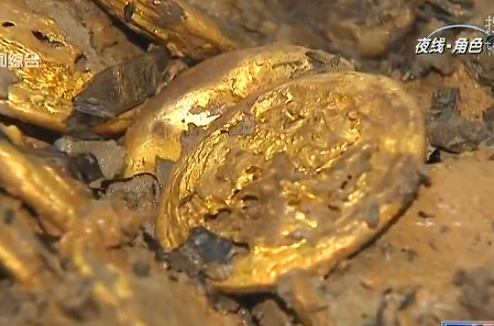 西漢?；韬蚰钩鰣D金餅187枚