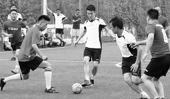 三場小組賽三戰(zhàn)全勝，我們只看到了開頭，沒猜中結(jié)尾