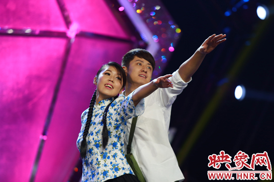 無(wú)聲戀人上演“山楂樹之戀” 無(wú)聲戀人上演“山楂樹之戀”