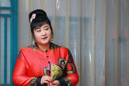 主持人香香在電視劇《嘿，真不是鬧著玩的》飾演大白鵝