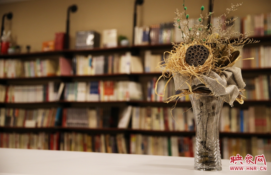 書店內(nèi)的裝飾。